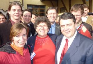  Daniel Süß, Astrid Löffler, Gerlinde Saller, Martin Panten und SPD Parteivorsitzender Sigmar Gabriel 