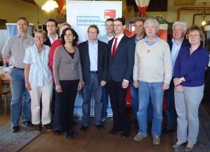 Der neue Vorstand der Landkreis-SPD mit ihren neuem Vorsitzenden Heinz Uekermann in der Mitte