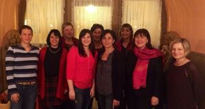(Ehemalige) Kreisrätinnen Karin Peintinger (2. v.l.), Johanna Uekermann (4.v.l.) Anita Karl (5.v.l.), Rosi Deser (6v.l.)